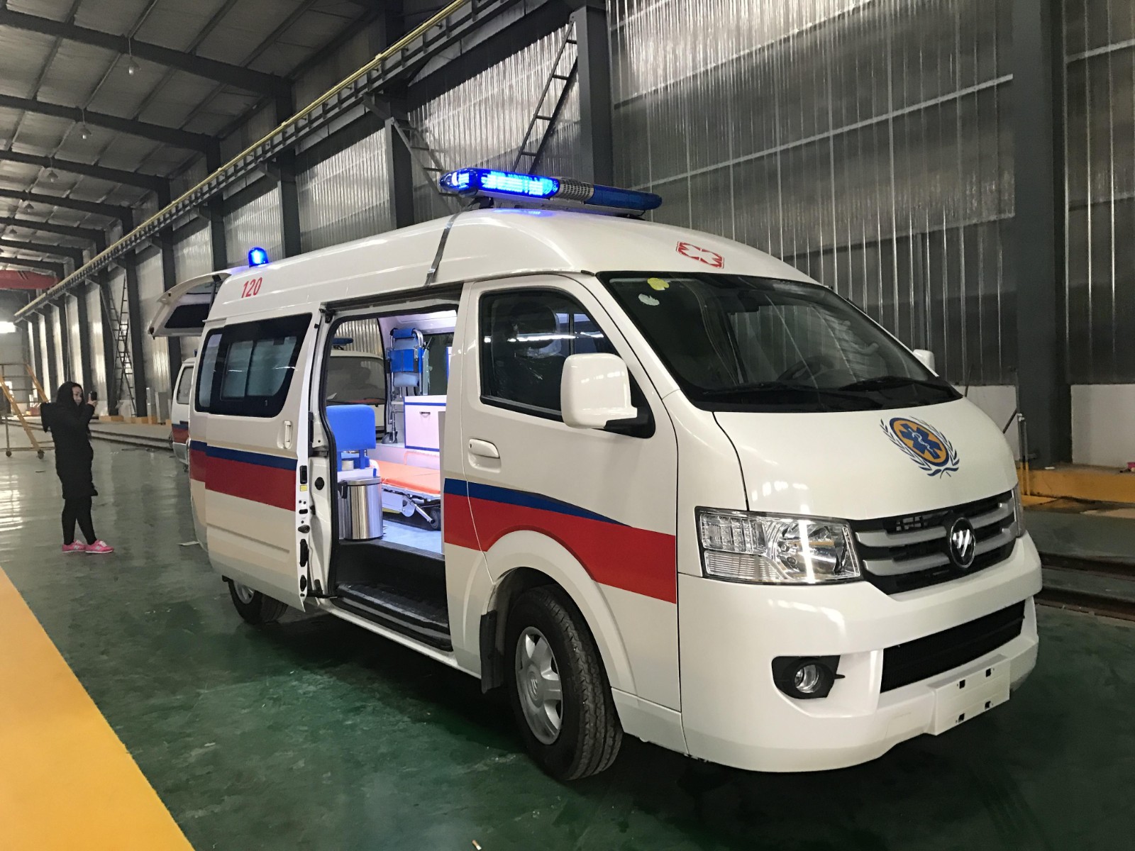 仲巴县救护车转院