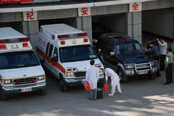 仲巴县救护车转院